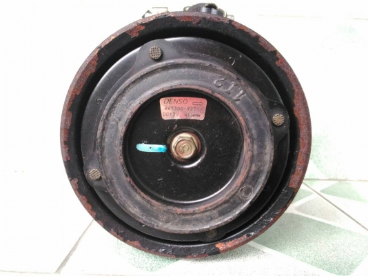 คอมแอร์รถตู้คอมมูเตอร์ D4D ดีเซล ของใหม่ เก่าเก็บ มีมูเล่ครบ มีรอย ตำหนิตามภาพ ฿4,500อยู่ดอนเมือง TEL0890671028 IDline0890671028 คอมแอร์รถตู้คอมมูเตอร์ D4D ดีเซล ของใหม่ เก่าเก็บ มีมูเล่ครบ มีรอย ตำหนิตามภาพ ฿4,500อยู่ดอนเมือง TEL0890671028 IDline0890671028