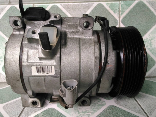 คอมแอร์รถตู้คอมมูเตอร์ D4D ดีเซล ของใหม่ เก่าเก็บ มีมูเล่ครบ มีรอย ตำหนิตามภาพ ฿4,500อยู่ดอนเมือง TEL0890671028 IDline0890671028