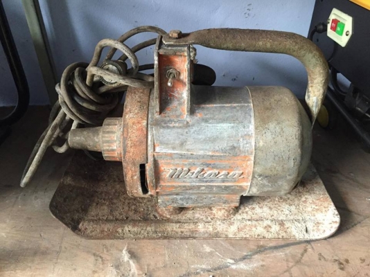 ขายเครื่องจี้ปูน MIKASA มือสองครับ