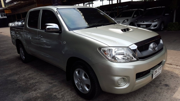 TOYOTA HILUX VIGO, 2.5 E DBL CAB ปี10MT