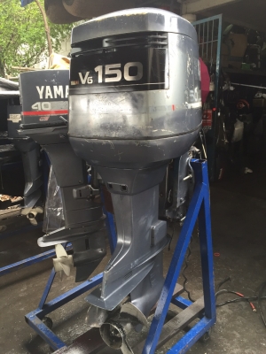 เครื่องเรือ yamaha 150 แรงสองจังหวะ ทดลองติดเครื่องแล้วคะ