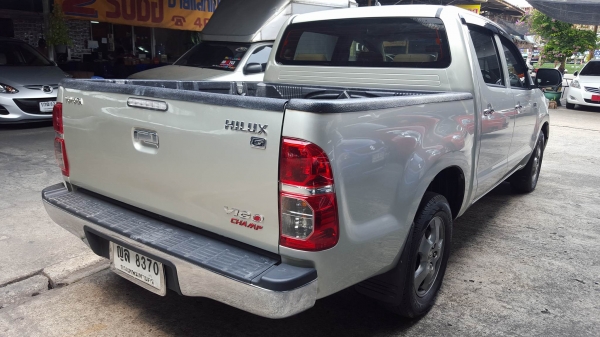 TOYOTA HILUX VIGO 2.5 G DOUBLE CAB ปี11MT