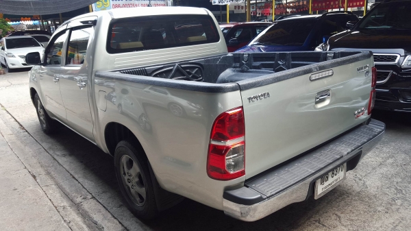 TOYOTA HILUX VIGO 2.5 G DOUBLE CAB ปี11MT
