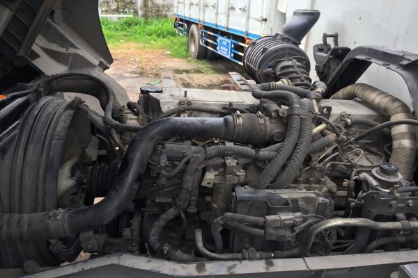 ISUZU FTR240 ปี54 6ล้อ ตู้สิบบาน ยาว 7.6m พร้อมใช้