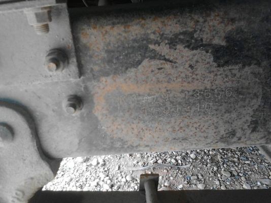 รถฮีโน่ 6 ล้อ รั่ว ( ไม่ดั้ม ) KM779  117 แรงม้า.  ปี 33.     สนใจติดต่อ  081 - 6079515