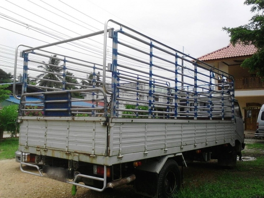 รถฮีโน่ 6 ล้อ รั่ว ( ไม่ดั้ม ) KM779  117 แรงม้า.  ปี 33.     สนใจติดต่อ  081 - 6079515