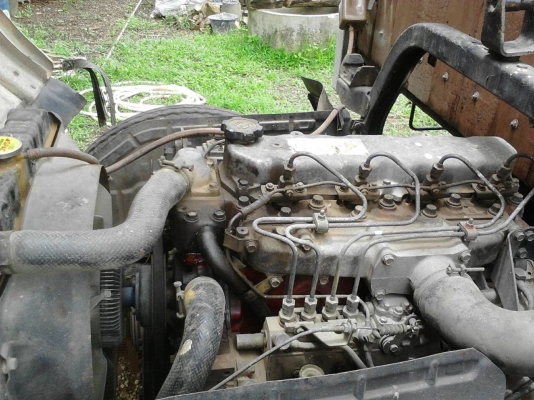 รถฮีโน่ 6 ล้อ รั่ว ( ไม่ดั้ม ) KM779  117 แรงม้า.  ปี 33.     สนใจติดต่อ  081 - 6079515