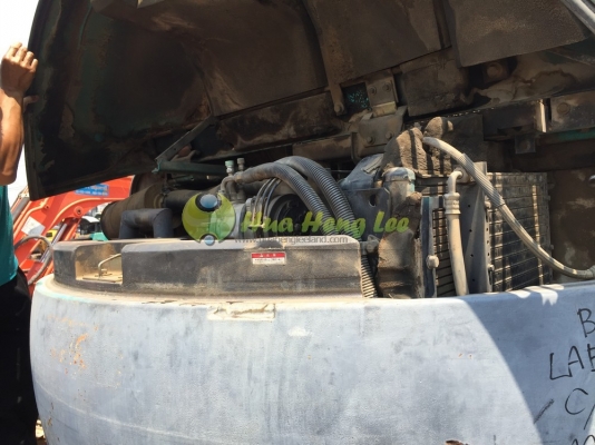 รถขุดเก่านอก KOBELCO SK75UR  สภาพดี