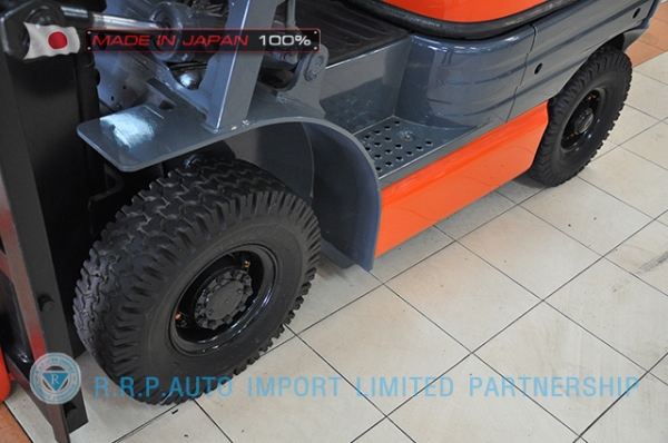 ขายรถโฟล์คลิฟท์มือสอง TOYOTA รุ่น 6FG15-12482 ราคา 175,000 บาท นำเข้าจากประเทศญี่ปุ่น 100\% ไม่เคยใช้งานในประเทศไทยย