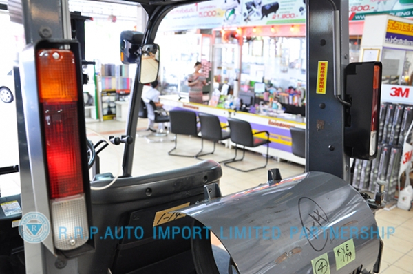 ขายรถโฟล์คลิฟท์มือสอง TOYOTA รุ่น 8FGL15-33042 255,500 บาท นำเข้าจากประเทศญี่ปุ่น 100\% ไม่เคยใช้งานในไทย