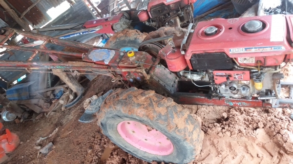 รถไถเดินตามคูบูต้า11แรง