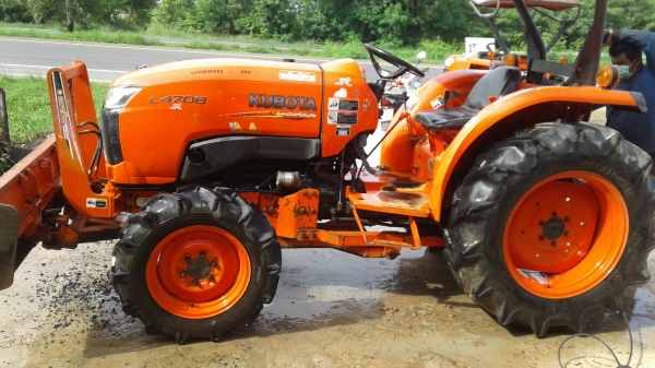 ปิดการขายครับ ขอขอบคุณ อบต.โนนรัง อัด.เมืองร้อยเอ็ดครับ335000บาทเท่านั้นครับ L4708ถูกๆสวยๆเลยครับ เครื่อง เกียร์ ไฮดรอลิกส์ดีครับ