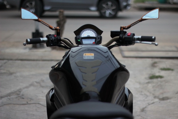 เอิร์ท พิดโลก>er6n ปี2012 สภาพสวยไม่แพง เอิร์ท พิดโลก>er6n ปี2012 สภาพสวยไม่แพง