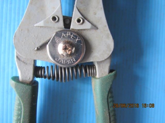 ขายคีมปอกสายไฟ APEX made in Japan.ใหม่เก่าเก็บ