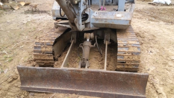 ขายแมคโค PC-30-5 รถทำงานได้ปกติช่วงล่างเต็มขายตามสภาพไปทำสีเอาหน่อย ขาย 135000