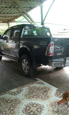 isuzu hilander gold series 2500 mt ปี 2008 ขายด่วน