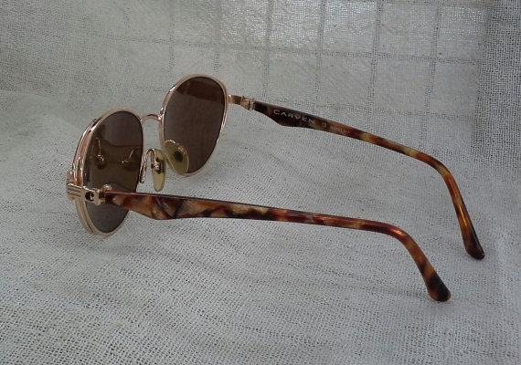 แว่นตานางฟ้าปาริเซียน  Original CARVEN handmade in France