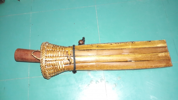 ขายแปมฝักไม้ใส่มีด