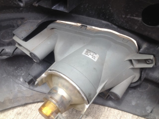 กันชนหน้าพร้อมสปรอทไลท VOLVO V70 P2 เก่าญี่ปุ่นตามรูป กันชนหน้าพร้อมสปรอทไลท VOLVO V70 P2 เก่าญี่ปุ่นตามรูป