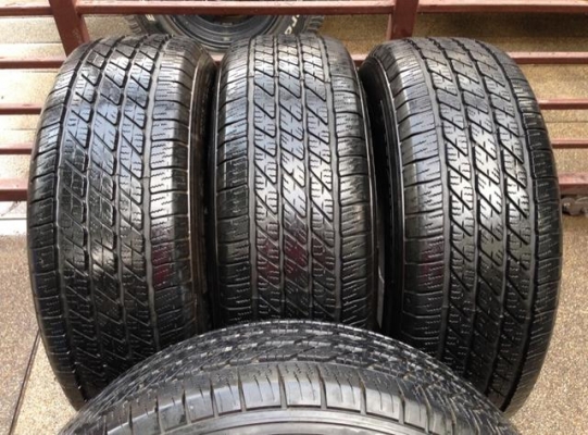 ยาง Michelin 265 65 17 ปลายปี13 ดอกเต็ม ราคาไม่แพง