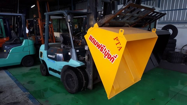 รถโฟล์คลิฟท์มือสอง รถเก่านำเข้า รถนอกนำเข้า รถเก่าจากญี่ปุ่น รถโฟล์คลิฟท์งาเทฮิ้งค์ฟอร์ครถตักยางพาราตักยางก้อนตักขี้ยาง