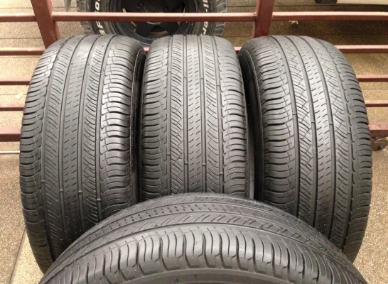 ยาง Michelin 265 70 16 ปี13 ดอกเยอะ ราคาไม่แพง