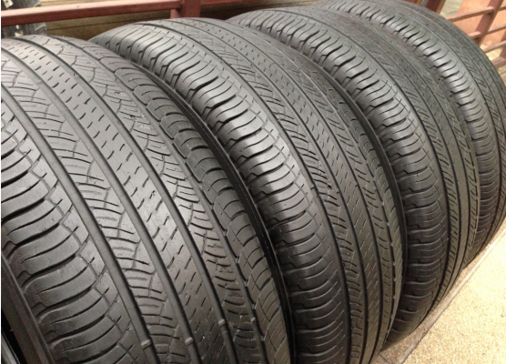 ยาง Michelin 265 70 16 ปี13 ดอกเยอะ ราคาไม่แพง