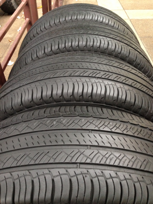 ยาง Michelin 265 70 16 ปี13 ดอกเยอะ ราคาไม่แพง