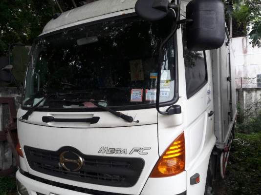 รถฮีโน่ 6 ล้อ ( ตู้แห้ง ) 170 แรงม้า. ปี 50. สนใจติดต่อ 081 - 6079515 รถฮีโน่ 6 ล้อ ( ตู้แห้ง ) 170 แรงม้า. ปี 50. สนใจติดต่อ 081 - 6079515