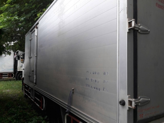 รถฮีโน่ 6 ล้อ ( ตู้แห้ง ) 170 แรงม้า. ปี 50. สนใจติดต่อ 081 - 6079515 รถฮีโน่ 6 ล้อ ( ตู้แห้ง ) 170 แรงม้า. ปี 50. สนใจติดต่อ 081 - 6079515