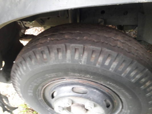 รถฮีโน่ 6 ล้อ ( ตู้แห้ง ) 170 แรงม้า. ปี 50. สนใจติดต่อ 081 - 6079515 รถฮีโน่ 6 ล้อ ( ตู้แห้ง ) 170 แรงม้า. ปี 50. สนใจติดต่อ 081 - 6079515