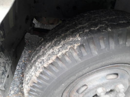 รถฮีโน่ 6 ล้อ ( ตู้แห้ง ) 170 แรงม้า. ปี 50. สนใจติดต่อ 081 - 6079515 รถฮีโน่ 6 ล้อ ( ตู้แห้ง ) 170 แรงม้า. ปี 50. สนใจติดต่อ 081 - 6079515