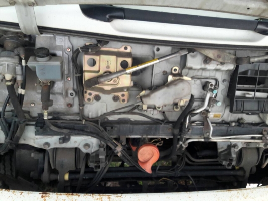 รถฮีโน่ 6 ล้อ ( ตู้แห้ง ) 170 แรงม้า. ปี 50. สนใจติดต่อ 081 - 6079515 รถฮีโน่ 6 ล้อ ( ตู้แห้ง ) 170 แรงม้า. ปี 50. สนใจติดต่อ 081 - 6079515