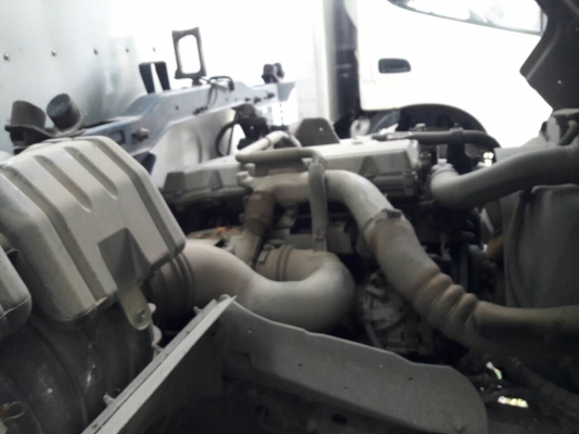 รถฮีโน่ 6 ล้อ ( ตู้แห้ง ) 170 แรงม้า. ปี 50. สนใจติดต่อ 081 - 6079515 รถฮีโน่ 6 ล้อ ( ตู้แห้ง ) 170 แรงม้า. ปี 50. สนใจติดต่อ 081 - 6079515