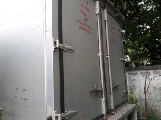 รถฮีโน่ 6 ล้อ ( ตู้แห้ง ) 170 แรงม้า. ปี 50. สนใจติดต่อ 081 - 6079515 รถฮีโน่ 6 ล้อ ( ตู้แห้ง ) 170 แรงม้า. ปี 50. สนใจติดต่อ 081 - 6079515