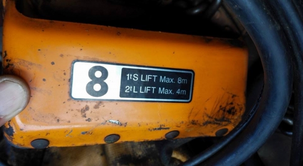 ** SOLD ** รอกโซ่ไฟฟ้า KITO 1 Ton.โซ่ยาว 8 เมตร แปลงใช้ไฟ 380V เรียบร้อยพร้อมใช้งานมาเทสก่อนได้!!