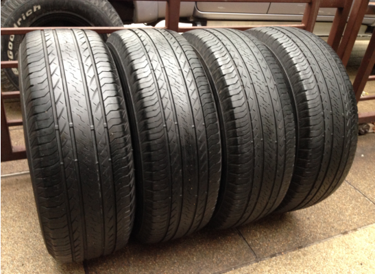 ยาง Bridgestone 265 70 16 ปลายปี13 ราคาไม่แพง