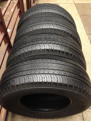 ยาง Bridgestone 265 70 16 ปลายปี13 ราคาไม่แพง