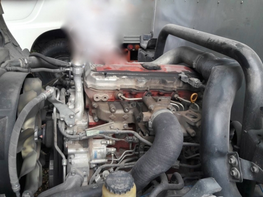 รถฮีโน่ 6 ล้อ ( ทูโถ้ ) ตู้แห้ง  136 แรงม้า. ปี 50.    สนใจติดต่อ  081 - 6079515