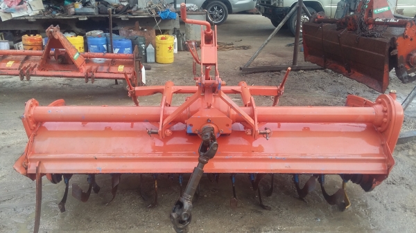 จัดส่ง จ.ขอนแก่นครับ ขายตัวปั่นคูโบต้า ขนาด1.80ม. พร้อมยอยปั่น สวยๆเดิมๆ พร้อมใช้งาน