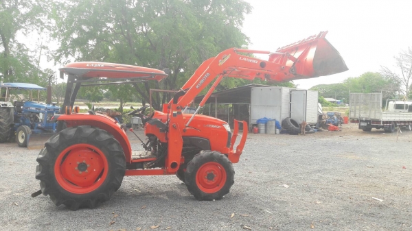 ขายรถไถคูโบต้าL4708SPพร้อมบุ้งกี๋ สภาพเดิมๆราคา485,000บาท