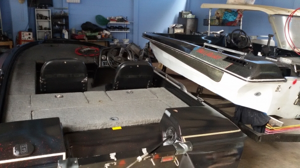 SKEETER SS 90 ลำใหญ่สวยๆ เรือเปล่า มีคอนโซนชุดพวงมาลัย ระบบควบคุมน้ำใช้งานได้ปกติ SKEETER SS 90 ลำใหญ่สวยๆ เรือเปล่า มีคอนโซนชุดพวงมาลัย ระบบควบคุมน้ำใช้งานได้ปกติ