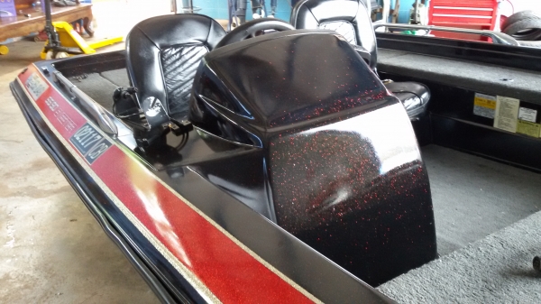 SKEETER SS 90 ลำใหญ่สวยๆ เรือเปล่า มีคอนโซนชุดพวงมาลัย ระบบควบคุมน้ำใช้งานได้ปกติ SKEETER SS 90 ลำใหญ่สวยๆ เรือเปล่า มีคอนโซนชุดพวงมาลัย ระบบควบคุมน้ำใช้งานได้ปกติ