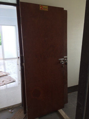 ขายเหมาประตูไม้ 10 บาน = 2,800