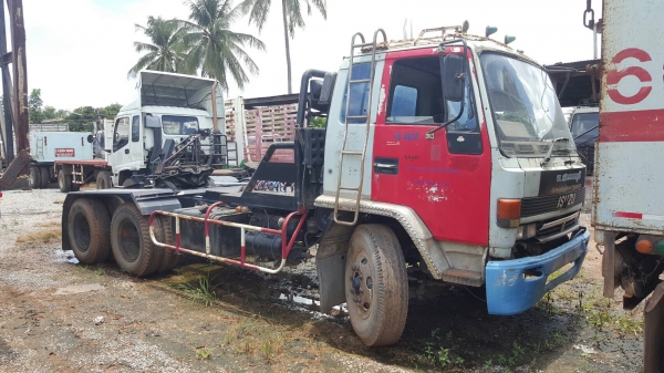 ขาย หัวคัสซี ISUZU จัมโบ้ เพลาเดียว เครื่อง 6HE1 195 แรงม้า คัสซีสวยตลอดเส้น ช่วงล่างดี เบรคทิฟฟี่ชุดใหญ่ ทะเบียนพร้อมโอน