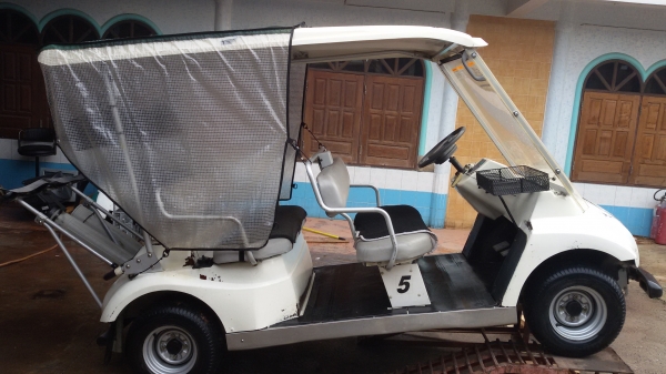 กันฝนรถกอล์ฟ