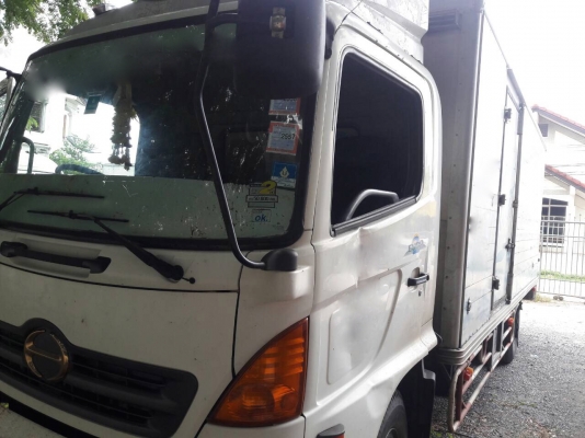 รถฮีโน่ 6 ล้อ FC4J 150 แรงม้า. ปี 46.     สนใจติดต่อ  081 - 6079515