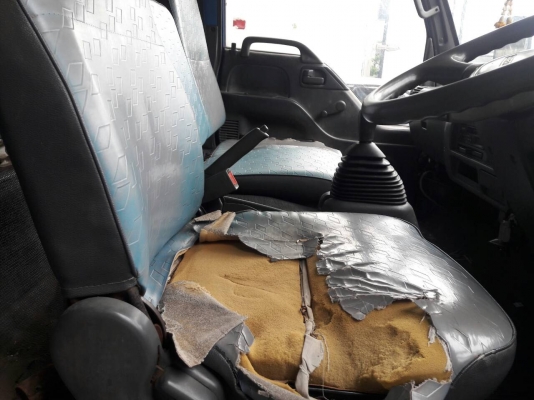 รถฮีโน่ 6 ล้อ FC4J 150 แรงม้า. ปี 46.     สนใจติดต่อ  081 - 6079515