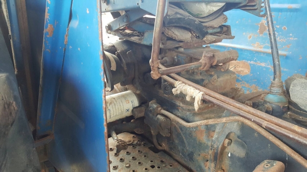 ขาย รถไถ FORD 6600 T5 อุปกรณ์มีใบดันหน้า และผาน 5 เอกสารเล่มทะเบียนครบ