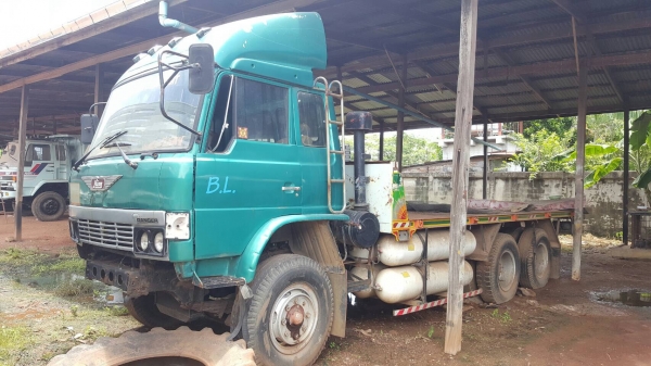 ขาย 10 ล้อพื้นเรียบ เพลาเดียว HINO KT925 วางเครื่อง EK100 260 แรงม้า ติดแก๊ส NGV 8 ถัง เกียร์ใหญ่ ช่วงล่าง ZM เบรคทิฟฟี่ พาวเวอร์ ทะเบียนครบพร้อมโอน